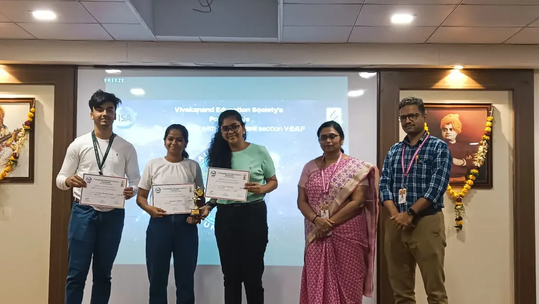 1st Prize in State Level Quiz Competation held at Vivekanand Polytechnic, Chembur.webp picture